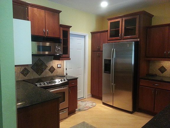 2nd image of 5425 NW 89th Ave