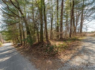 99999 Oakhurst Rd, Arden, NC 28704