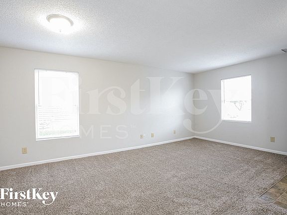 4th image of 6307 Monteo Ln