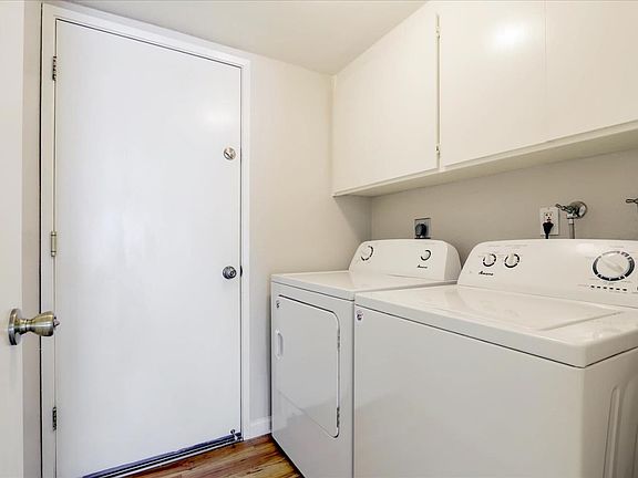 5th image of 4961 Red Creek Dr