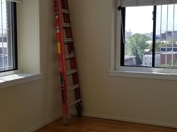 5th image of 1339 Lombard St #501