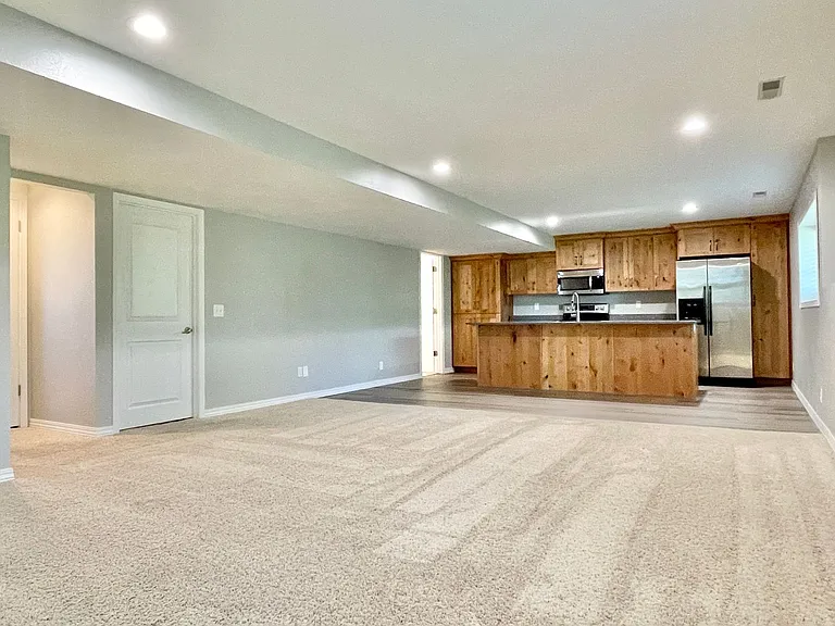 1403 Northridge Dr — Photo 4
