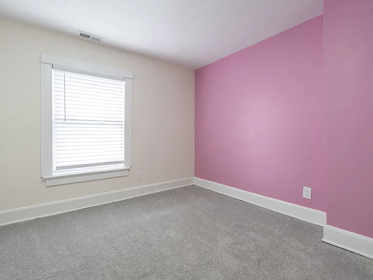 1114 Hoover Ave — Photo 17