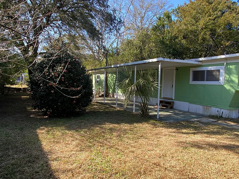 Welcome home to your own fenced yard home