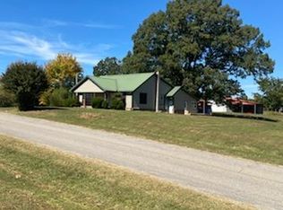 1615 Anark Rd, Huntingdon, TN 38344