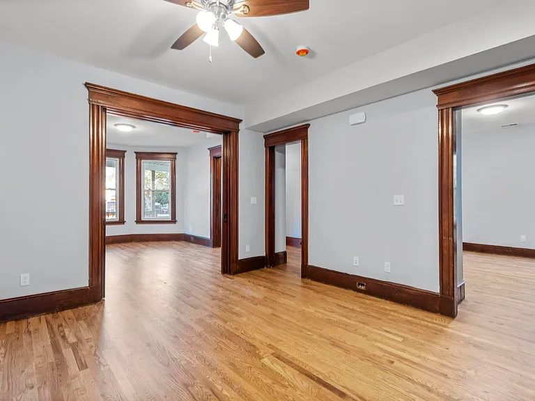 548 Ferry St #1 — Photo 12