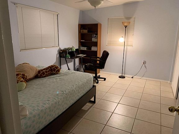 4th image of 6165 58th St N APT 5E