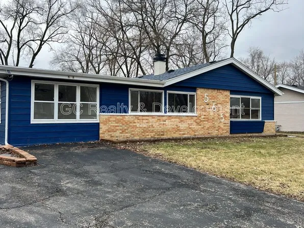 565 Kingman Ln, Hoffman Estates, IL 60169