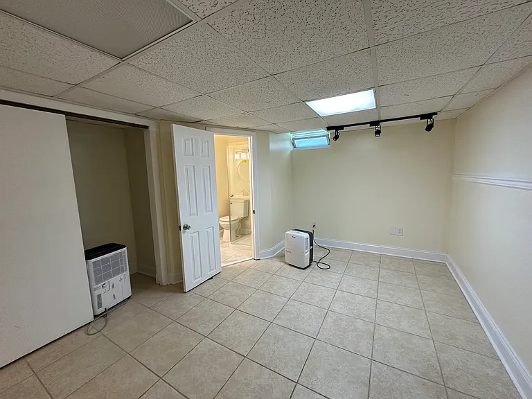 1683 Langford Rd — Photo 15