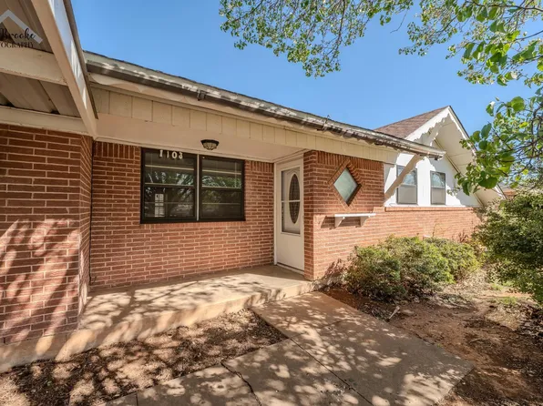 1603 Karen Ln, Iowa Park, TX 76367