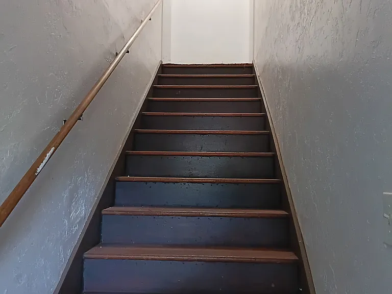 611 NW Columbia Ave #B — Photo 12