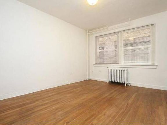 Studio (unfurnished)