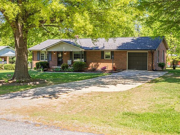 2nd image of 1084 Fordland Dr