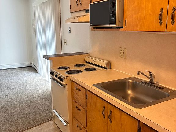 3rd image of 3640 W Dimond Blvd #32