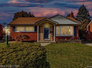 1626 Walnut St, Dearborn, MI 48124