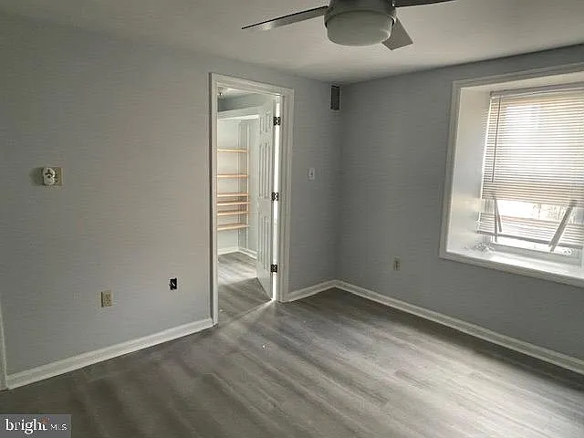 4520 Baker St — Photo 5