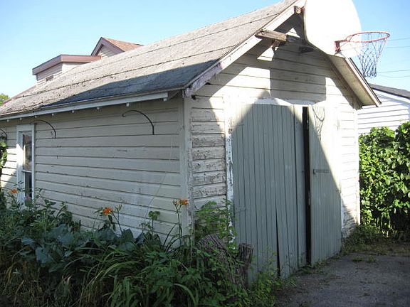 4th image of 426 Paterson St