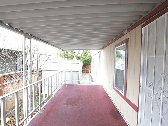4th image of 263 El Bosque Dr #263