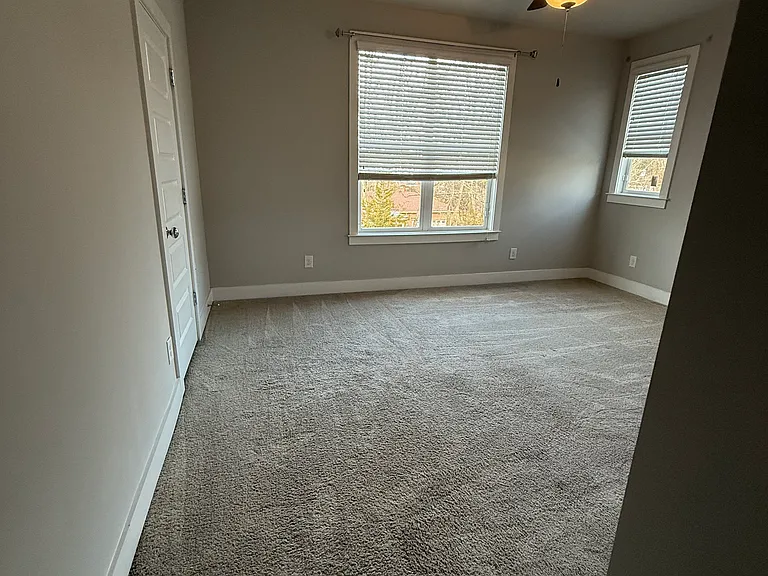 758 Cottage Park Dr — Photo 47