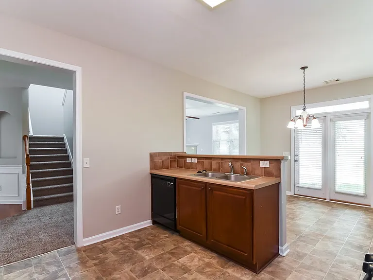 1 Horseshoe Ln — Photo 9