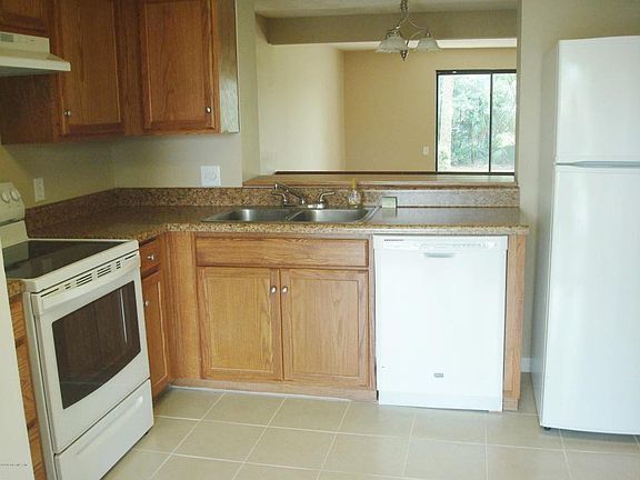 2nd image of 7786 Las Palmas Way