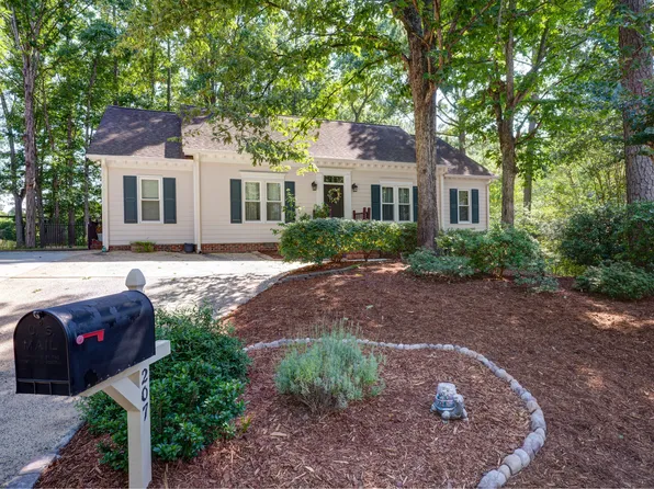 207 Brandermill Dr, Durham, NC 27713