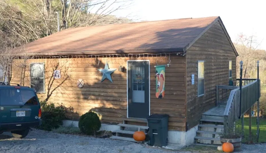 1340 Jennelle Rd