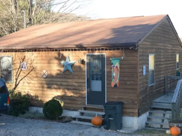 1340 Jennelle Rd, Blacksburg, VA 24060