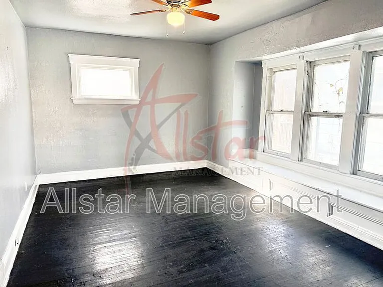 1374 E 94th St — Photo 24