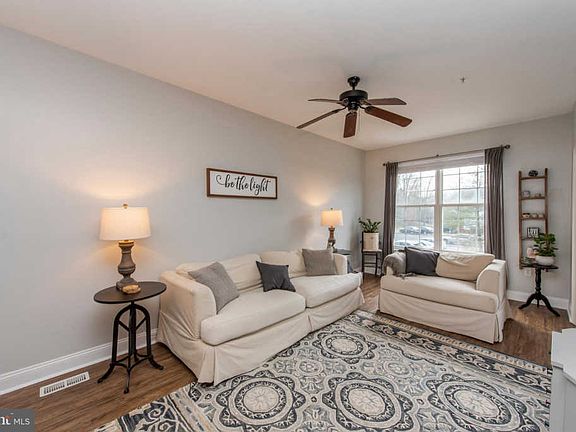 5th image of 3922 Apple Orchard Dr