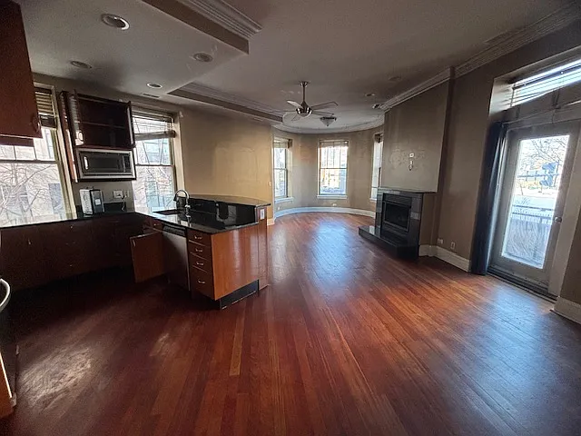36 S Ashland Ave — Photo 3