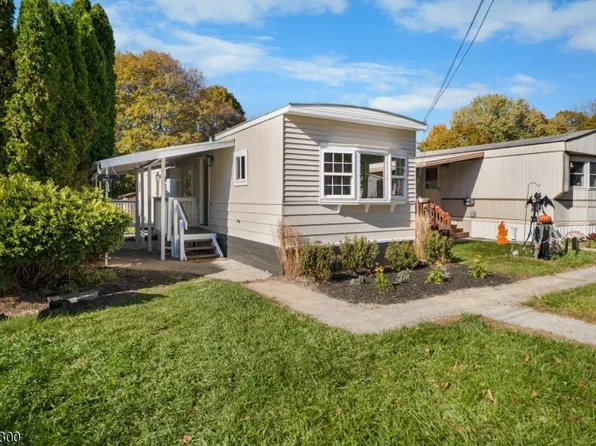 46 Orchard St #1, Newton Town, NJ 07860