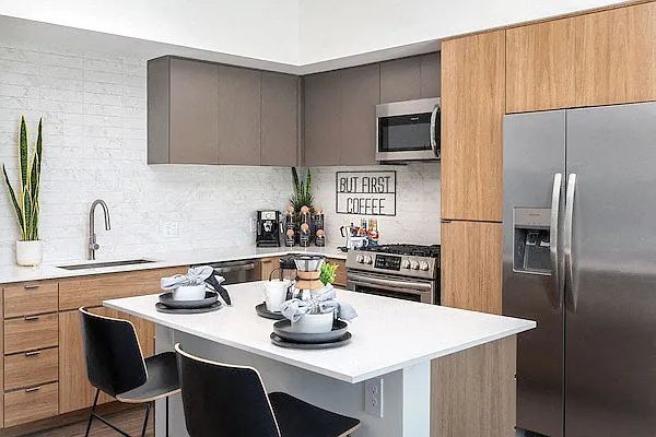 Adeline Luxury Living — Photo 37