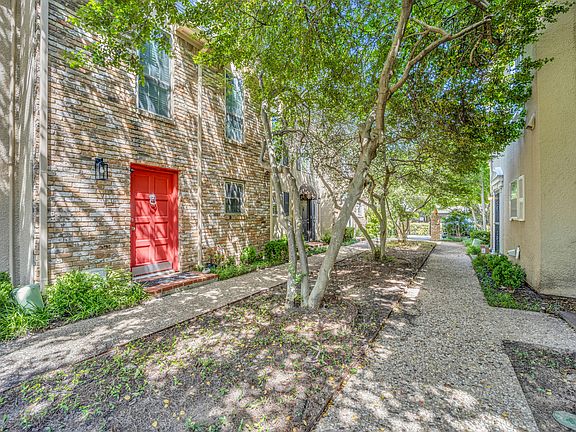 2nd image of 4017 Buena Vista St Unit 110