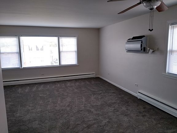 4th image of 8347 W Summerdale Ave #2