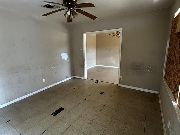 3rd image of 7625 Pointer St