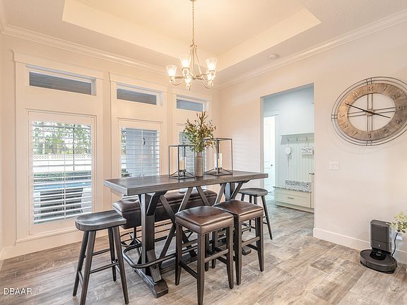 5th image of 3313 Modena Way