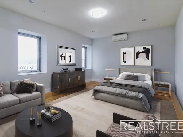 90-02 Queens Blvd #614, Elmhurst, NY 11373
