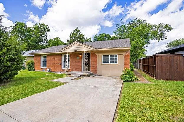 325 Paddy St — Photo 22