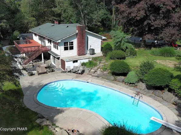 114 Skinner Hill Rd, Stroudsburg, PA 18360