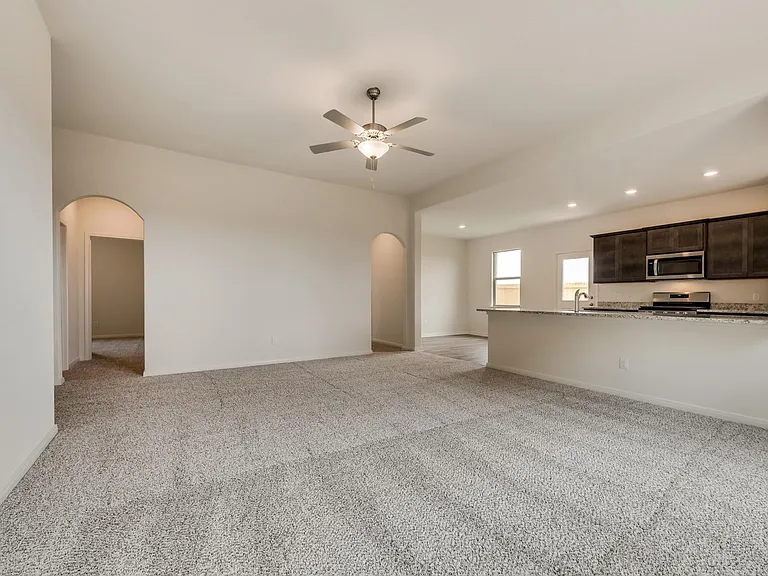 833 Serena Dr — Photo 6