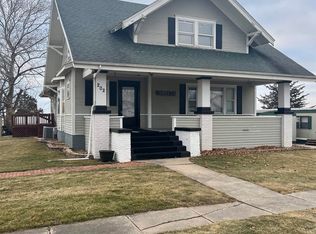 202 Pershing St, Donnellson, IA 52625