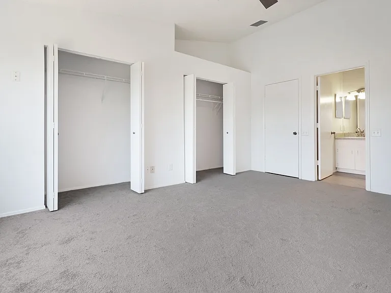 6367 Bayside Key Dr — Photo 23
