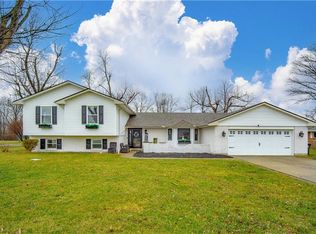3568 Old Oaks Dr, Dayton, OH 45431