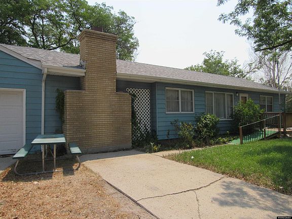 2nd image of 339 Country Club Rd