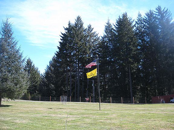Fenced pastures & Barn