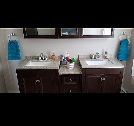 5th image of 156 Vincent Ave
