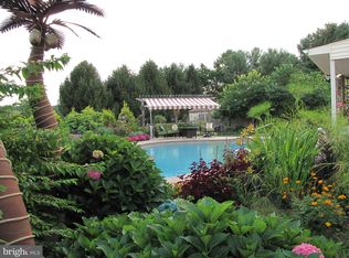 29 Misty Meadow Dr, Richboro, PA 18954