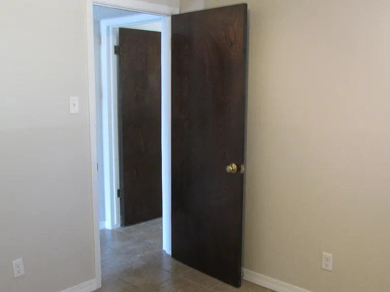 2933 Wedgewood Dr — Photo 14