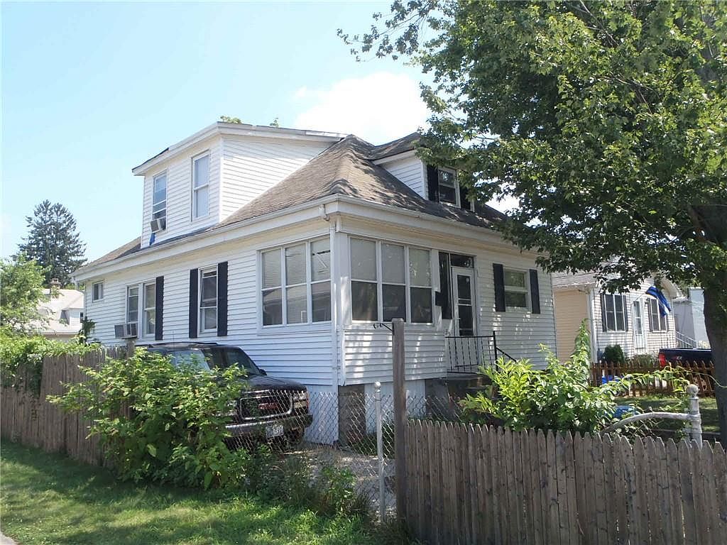 135 Ferncrest Ave, Cranston, RI 02905 Zillow
